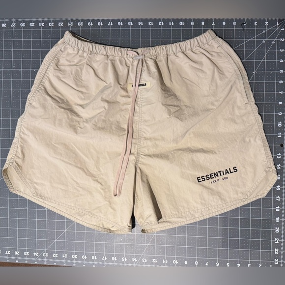 Essential Athletic Shorts in Cream Medium - Picture 7 of 7